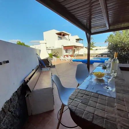 Dias Felices - Heated Pool Villa