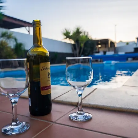 Villa Dias Felices - Heated Pool Playa Blanca (Lanzarote)