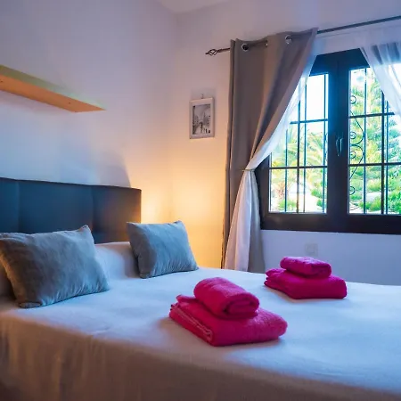 Dias Felices - Heated Pool Villa *
