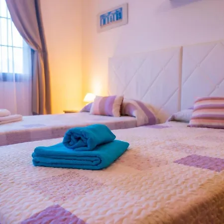 Dias Felices - Heated Pool Villa Playa Blanca (Lanzarote)