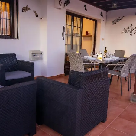 Villa Dias Felices - Heated Pool Playa Blanca (Lanzarote)