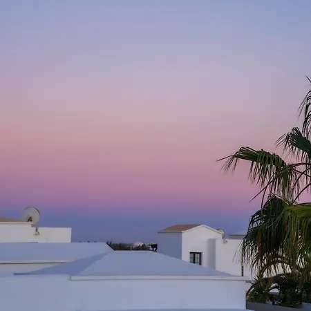 Dias Felices - Heated Pool Villa *